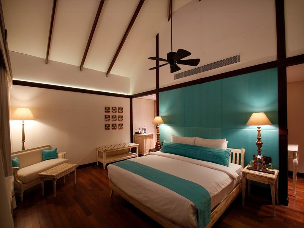Vasundhara Sarovar Premiere Hotel Alappuzha Exterior foto